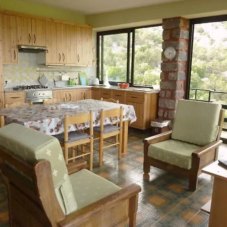 Apartment La Bouganville